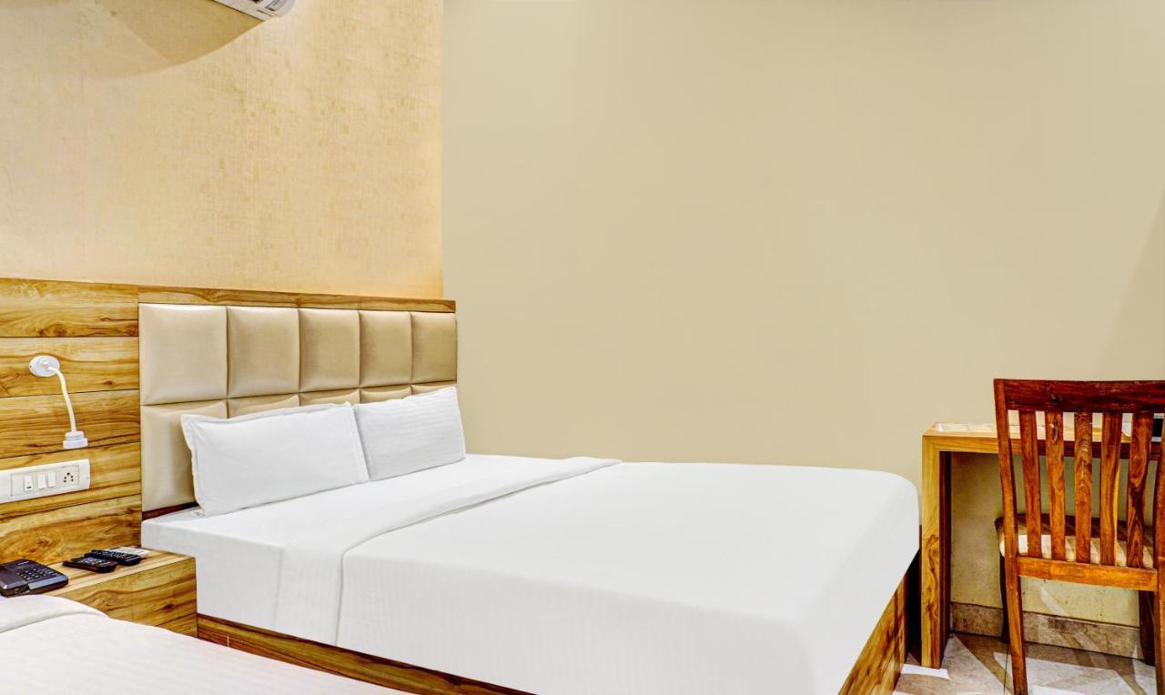 Hotel Sun City Near Saifee Hospital And Hn Reliance Мумбаи Экстерьер фото