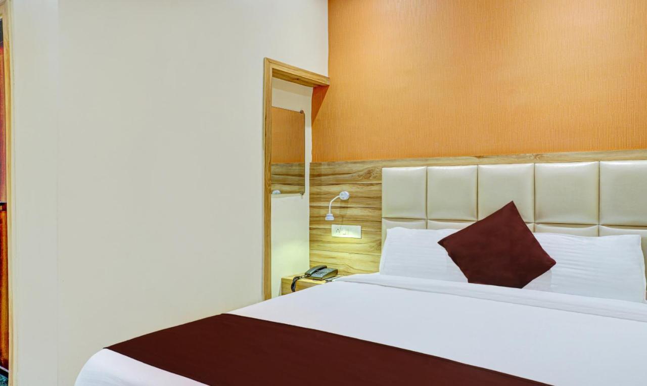 Hotel Sun City Near Saifee Hospital And Hn Reliance Мумбаи Экстерьер фото