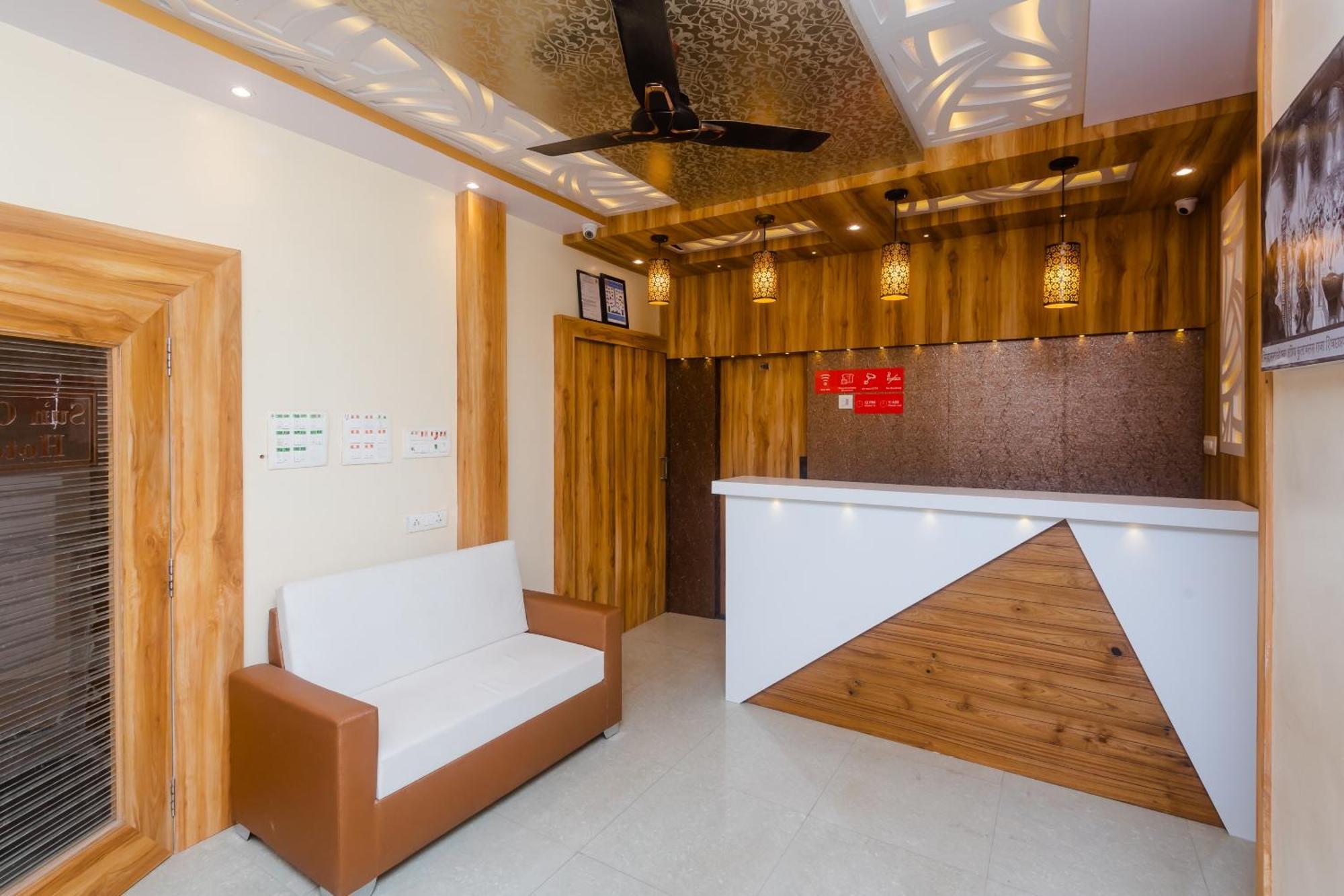Hotel Sun City Near Saifee Hospital And Hn Reliance Hospital Мумбаи Экстерьер фото
